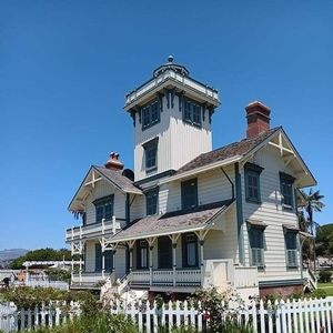 Meet your Posher, Dina